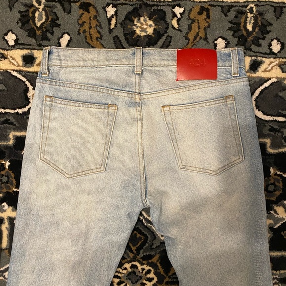 424 on fairfax distressed jeans - Picture 4 of 5